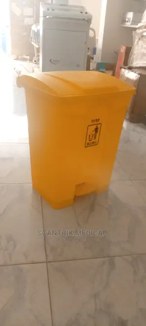 Trash Can Outdoor Pedal Garbage Cans Home Office Plastic Gar