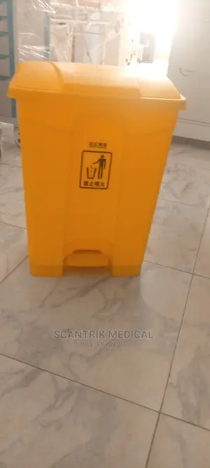 High Quality Trash Outdoor Pedal Garbage Cans Home Offic