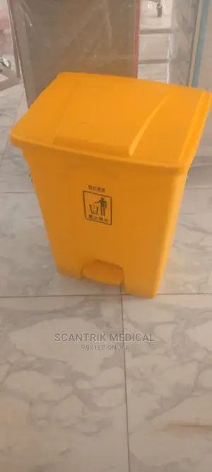 High Quality 70 L Plastic Open Top Outdoor Garbage Bin,