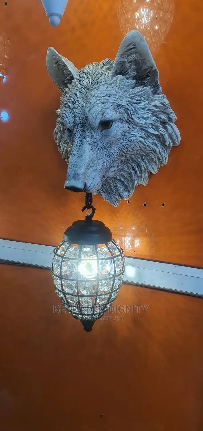 Artistic Wall Bracket Light 