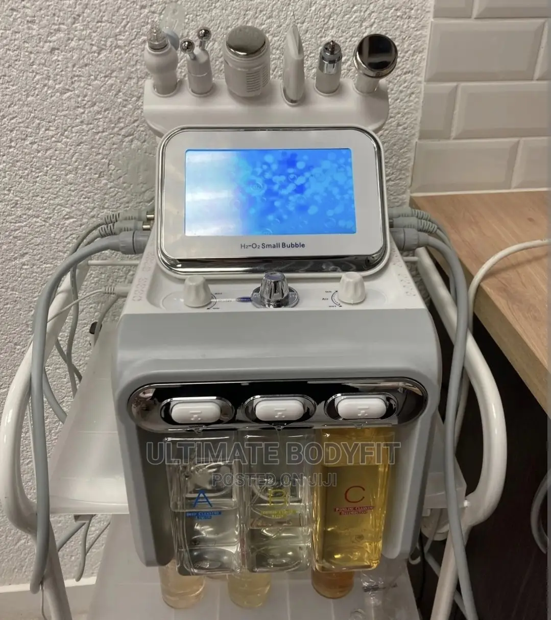 Brand New Hydro Facial Machine With Mask