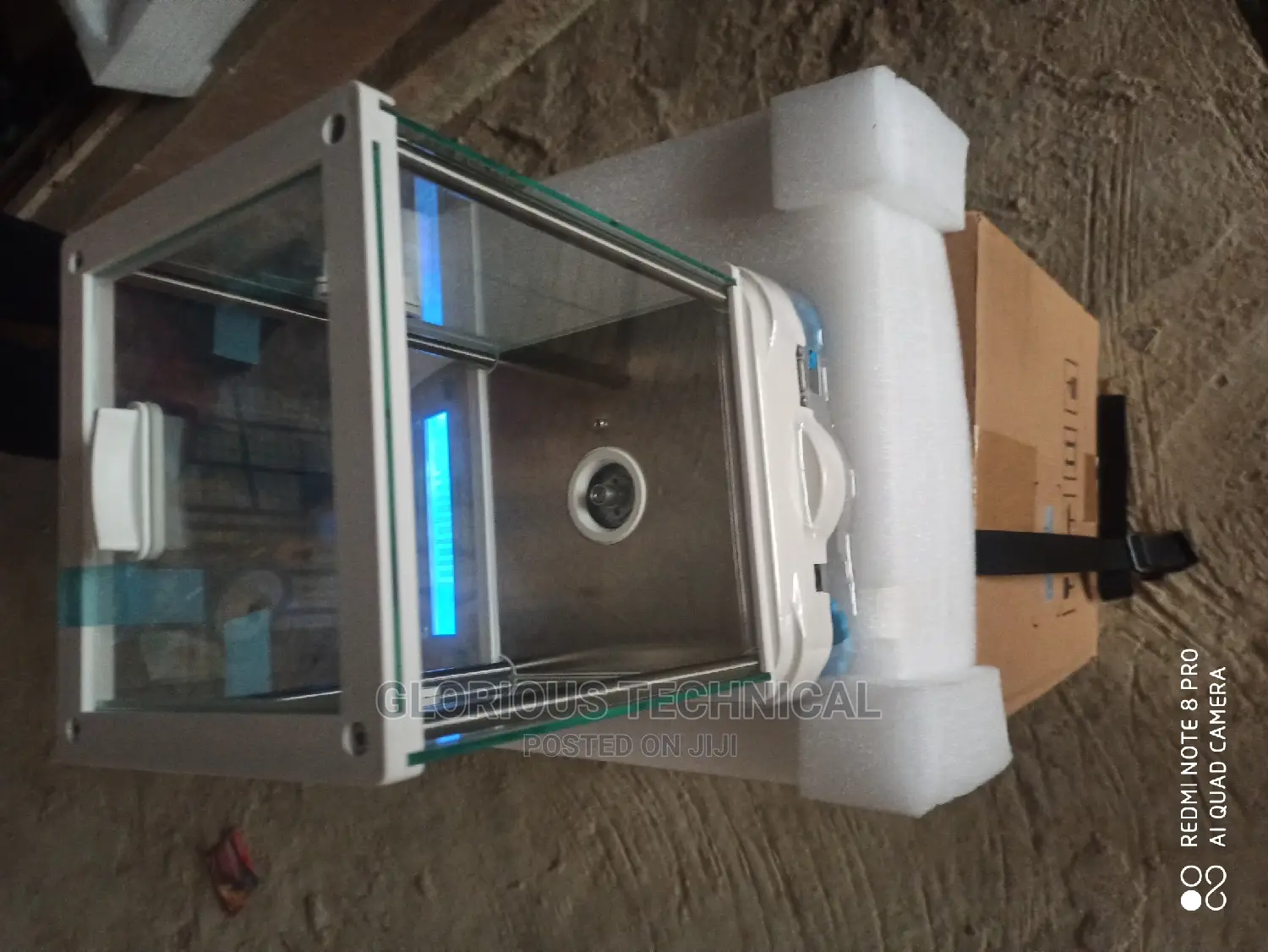 0.001 X 500g Analylastical Scale
