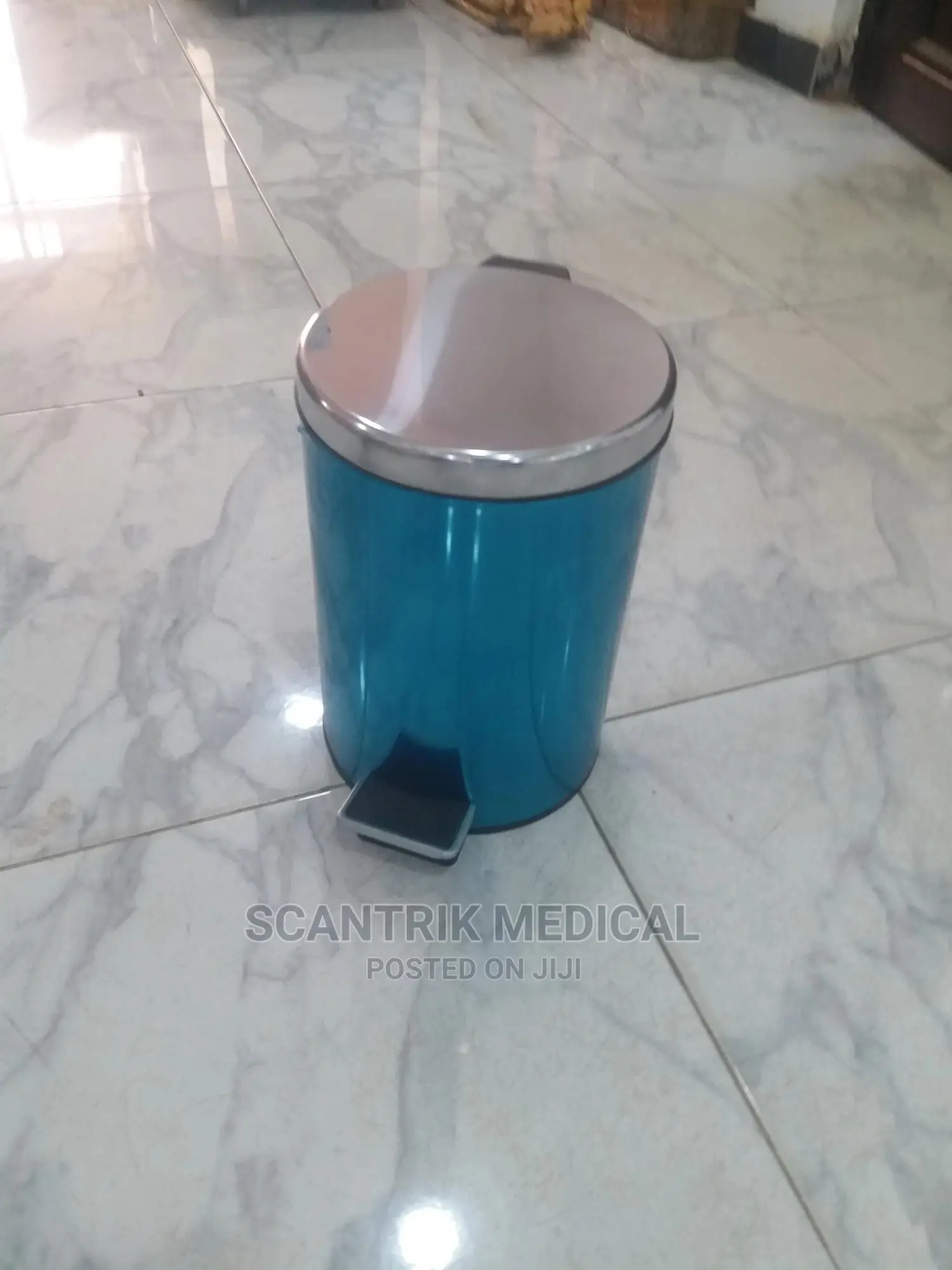 Removable Inner Wastebasket