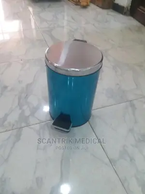 Removable Inner Wastebasket