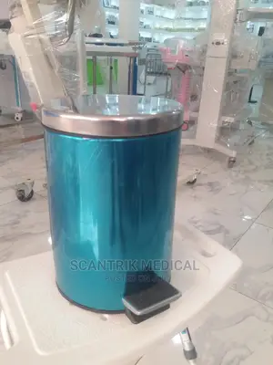 Portable Medical 5L Foot Pedal Operated Round Bin for Home