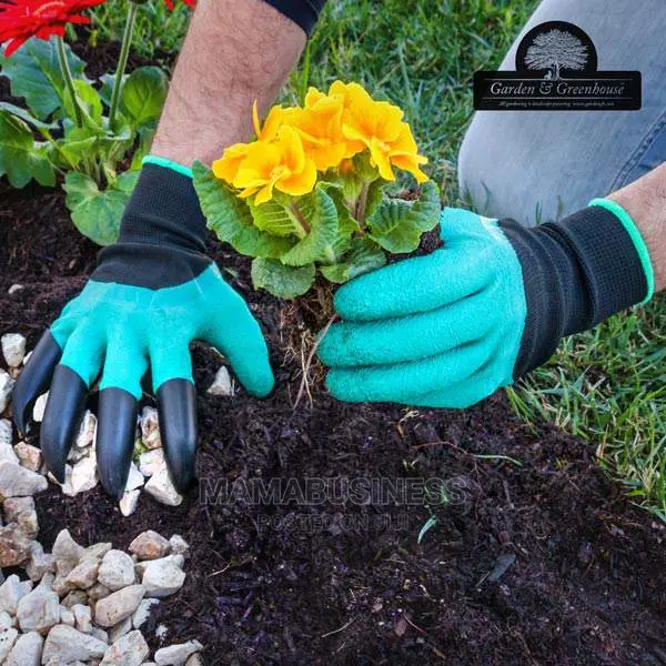 Garden Gloves With Claws