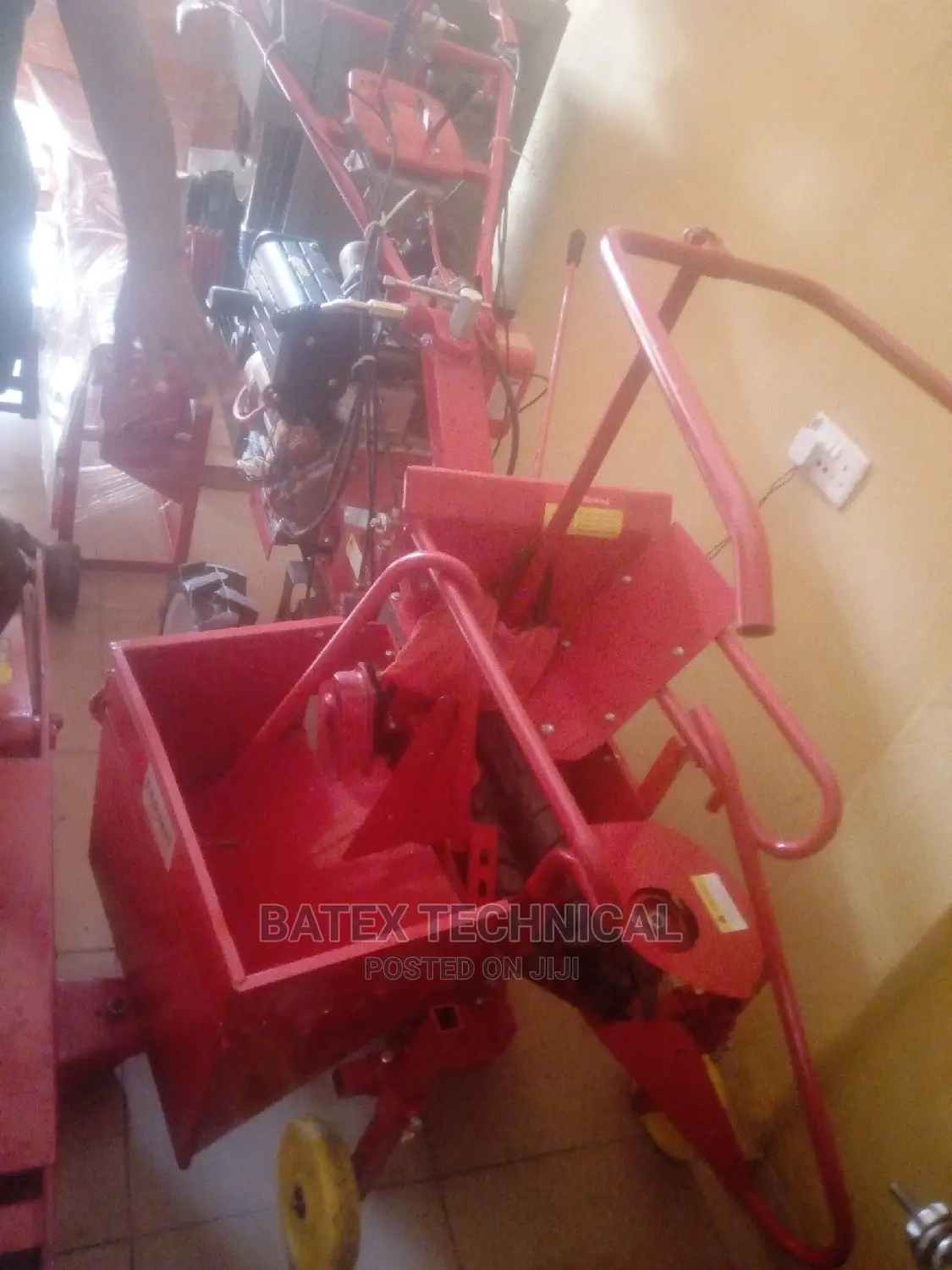 Maize Harvester