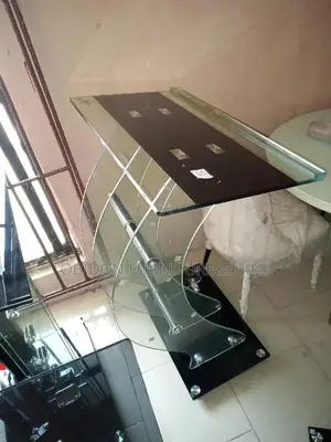 Portable Foreign Pulpit