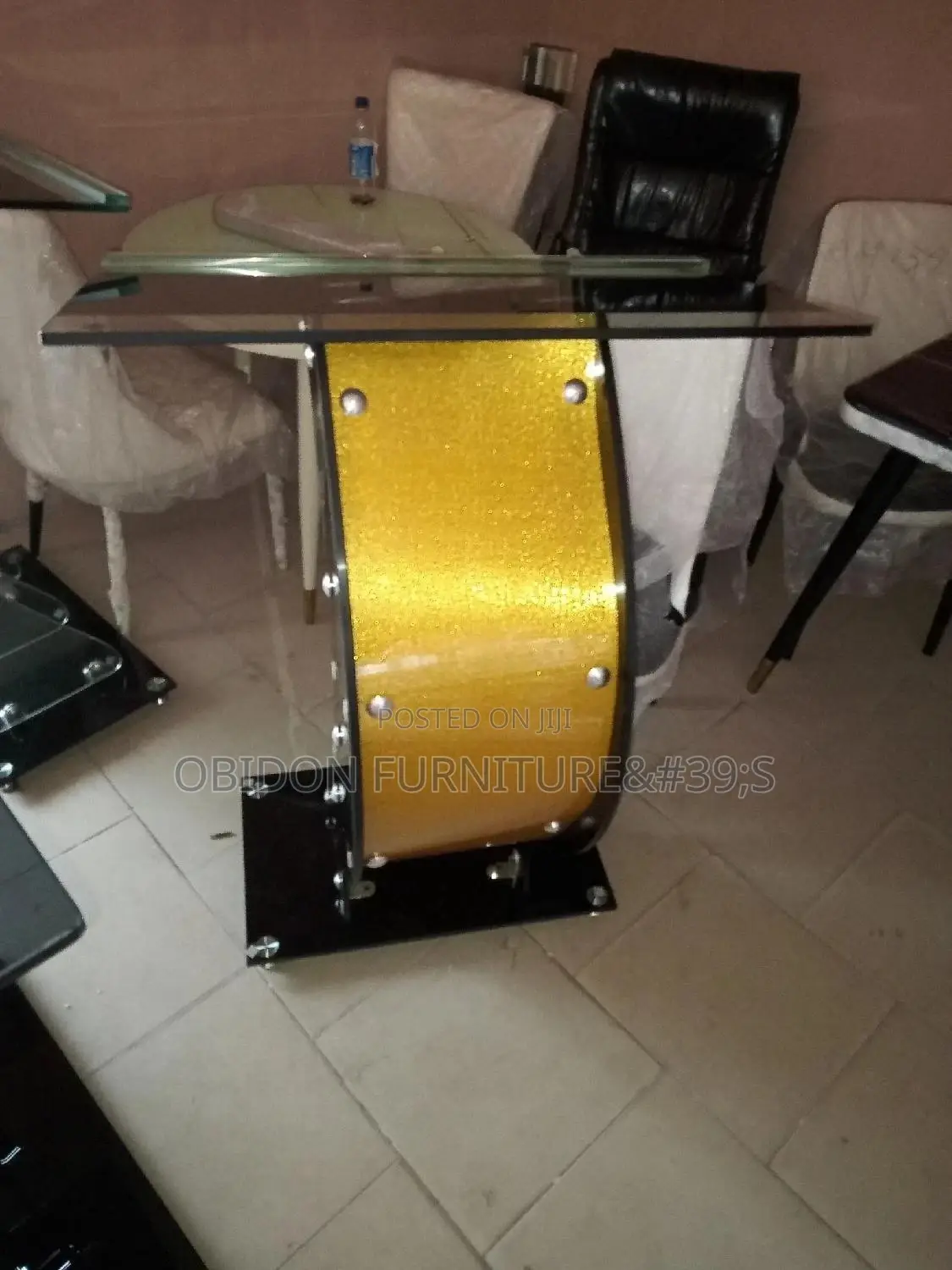 Portable Foreign Pulpit