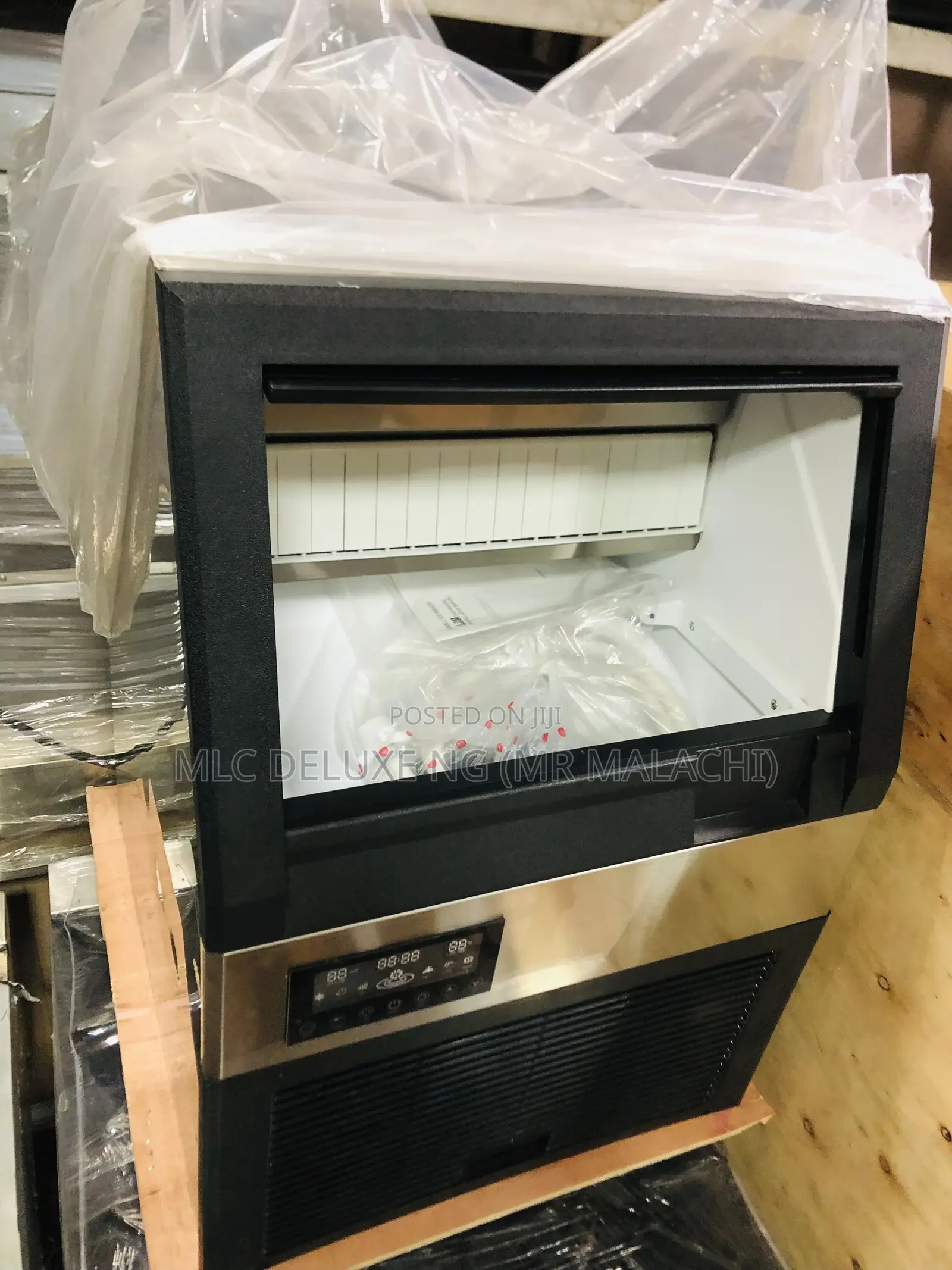 30KG Ice Maker (32 Big Size Cubes Per Drop) Ice Cube Machine