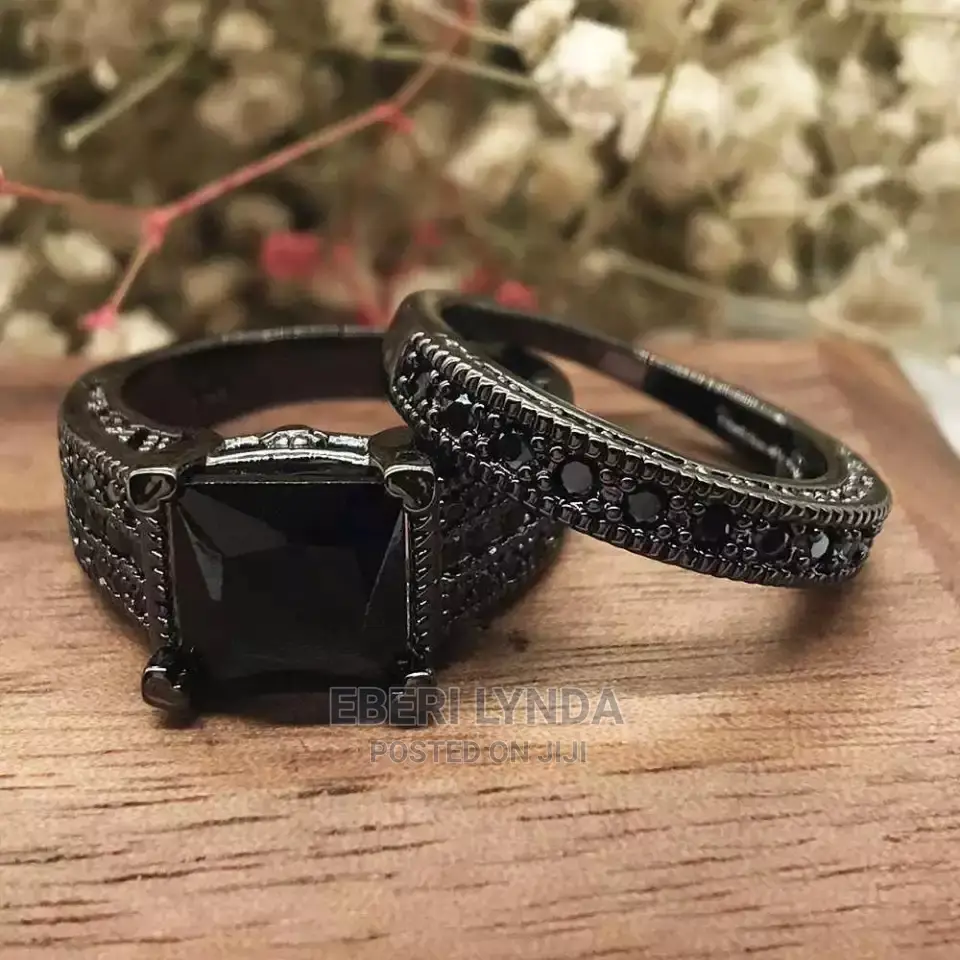 Non Tarnishable Sterling Wedding Ring Set