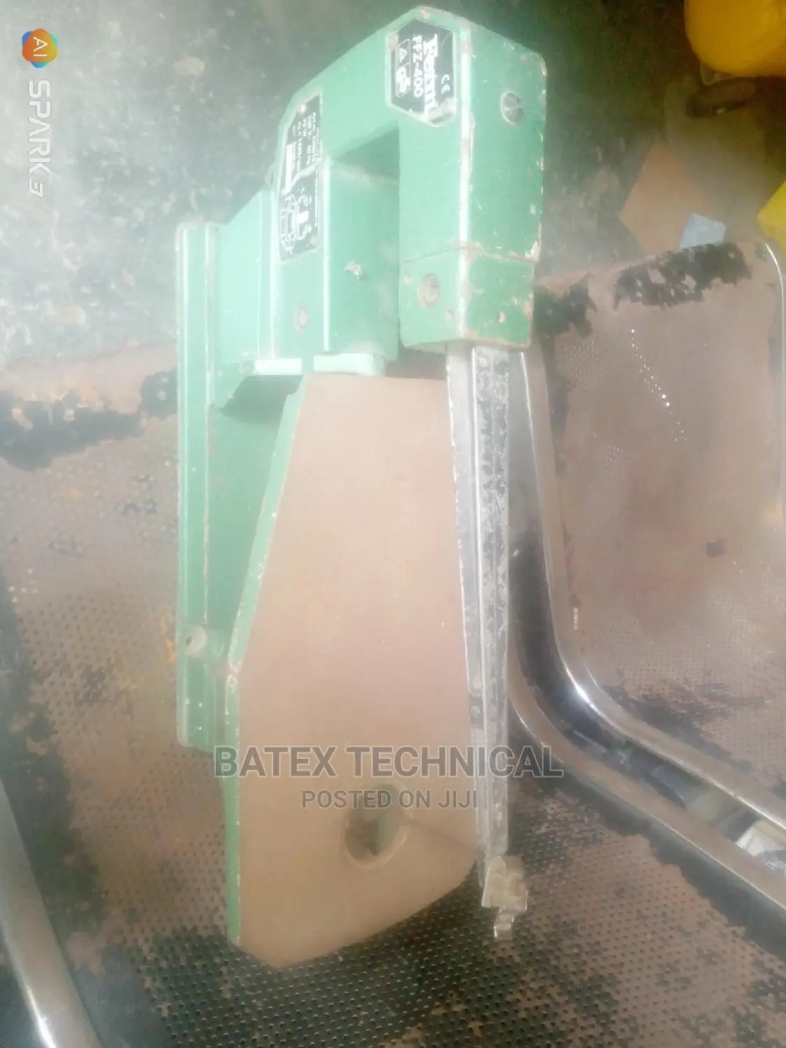 Scroll Saw Machine