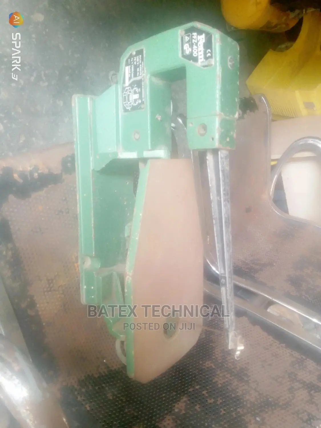 Scroll Saw Machine