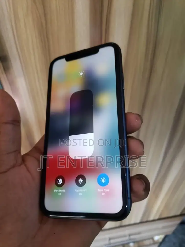 Apple iPhone 11 64 GB Black