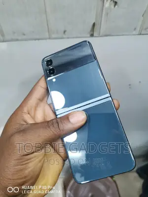 Samsung Galaxy Z Flip 3 128 GB Blue
