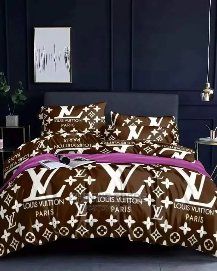 Duvets And Bedsheets