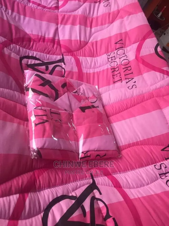 Duvets And Bedsheets