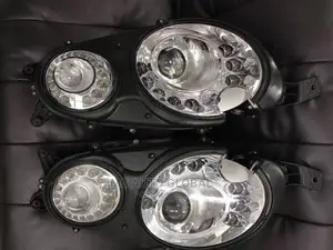 Bentley GT Headlights 2016