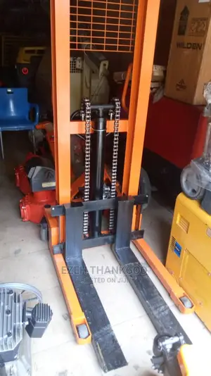 3 Ton Stacker
