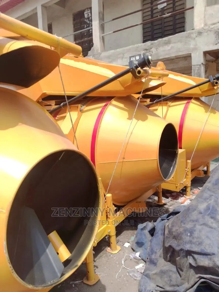 Self Load Concrete Mixer