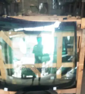 Windscreen for Avalon 2000
