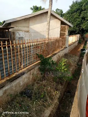 3bdrm Bungalow in Old G.R.A, Enugu for Sale