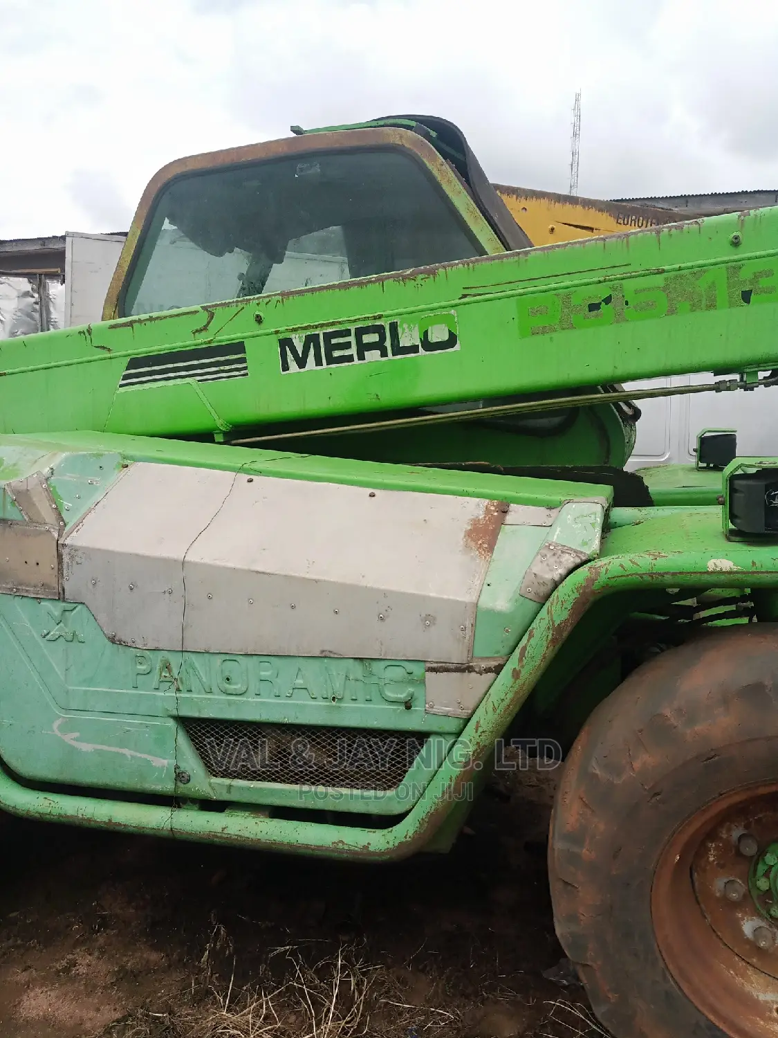 4 Tons MERLO Telescopic Forklift / Telehandler