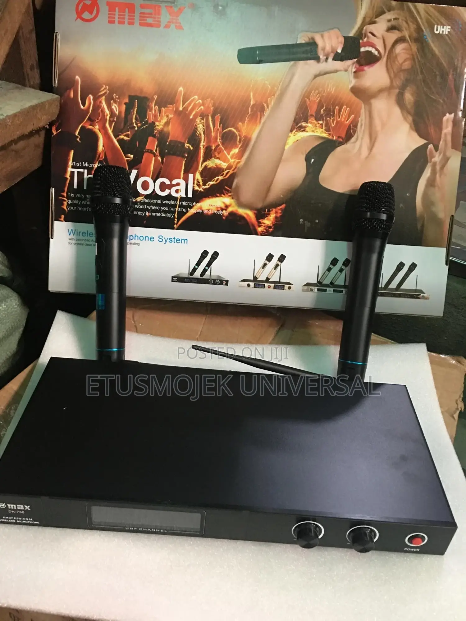Professional Vocal Wireless Microphone