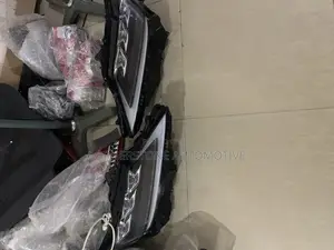 Head Light LX 570 2019