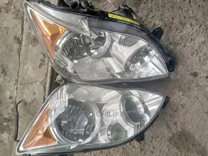Headlamp Toyota Avalon 2010-2011 Charger Type