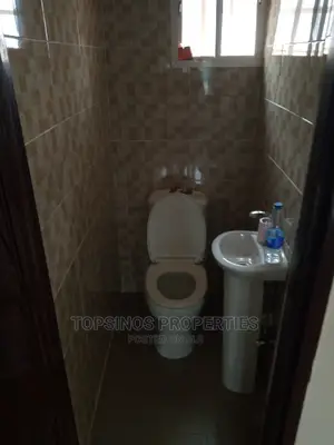 2bdrm Block of Flats in Dawaki for rent