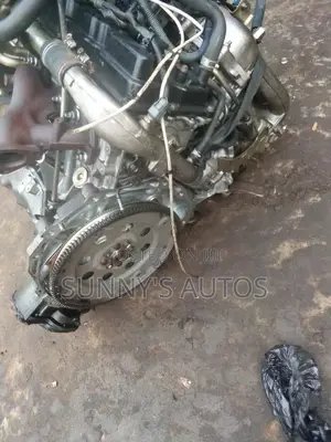 Nissan Pathfinder 3.5 Engine