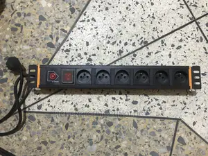 Power Distribution Unit 6 Ways