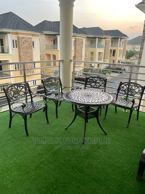 Outdoor Garden Table With Chairs