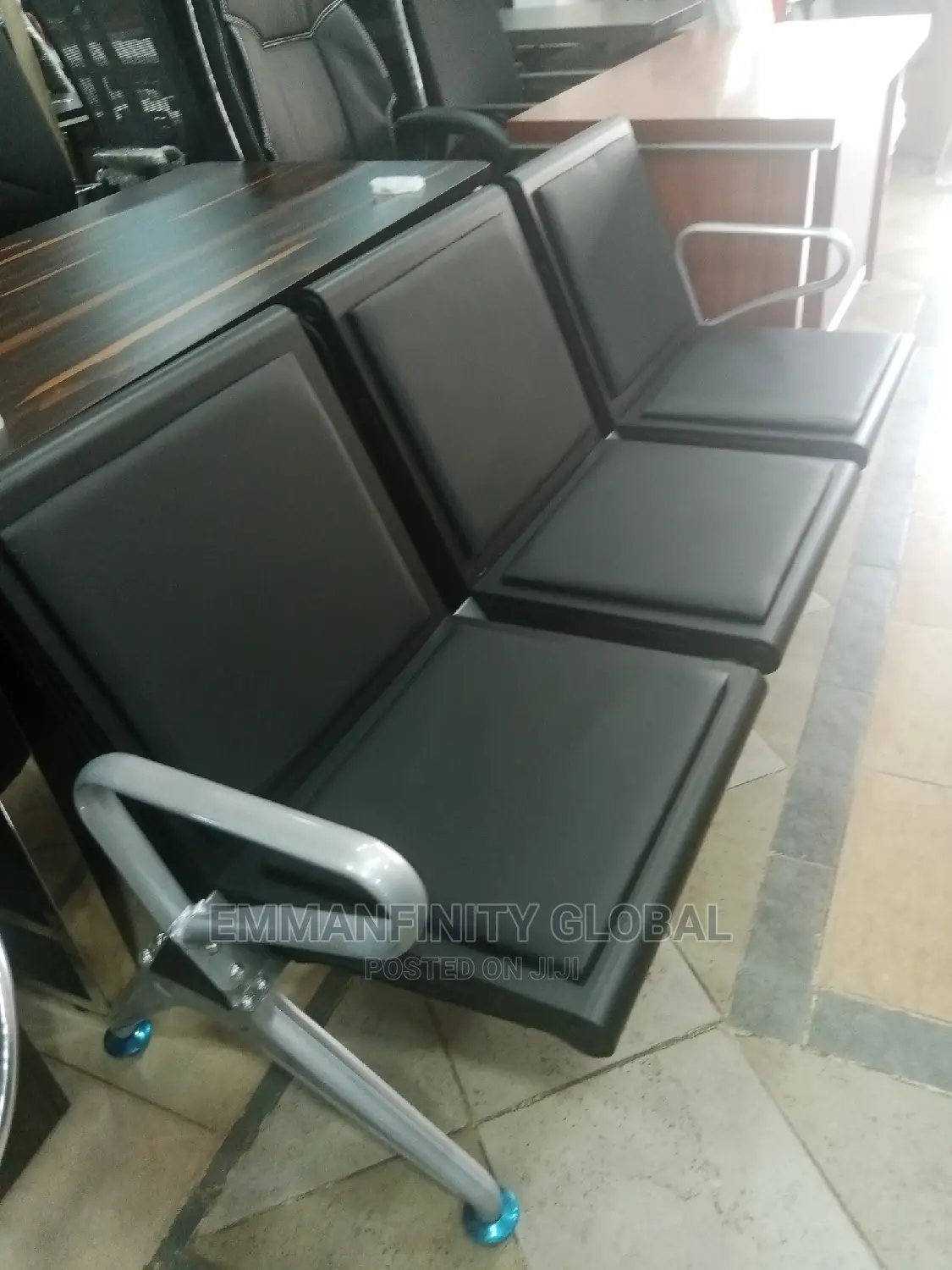 3 in 1 Padded Visitors Chair
