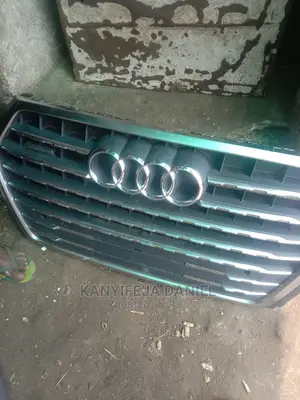 Front Grill Audi Q7 2019