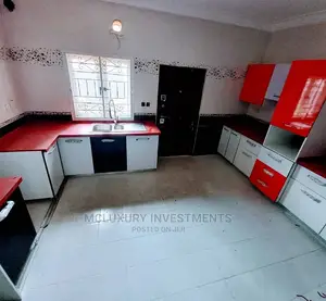 4bdrm Duplex in Kusenla Street, for rent