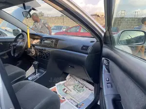 Toyota Corolla 2007 Silver