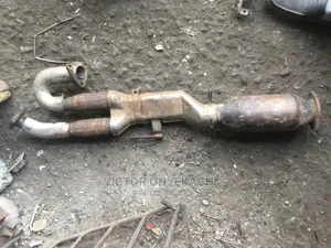 Catalytic Converter Nissan Maxima