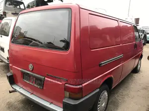Volkswagen Transporter 2001 Red
