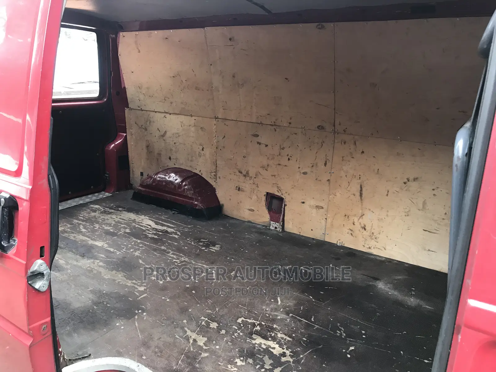 Volkswagen Transporter 2001 Red