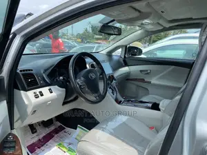 Toyota Venza V6 AWD 2010 Silver
