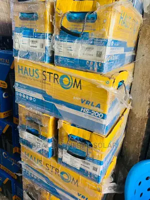 Haus Strom 200A 12v Battery