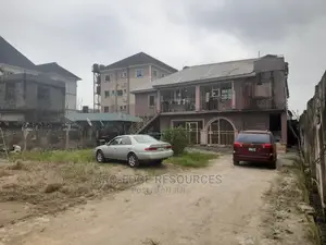 2bdrm Block of Flats in Ago Palace for sale