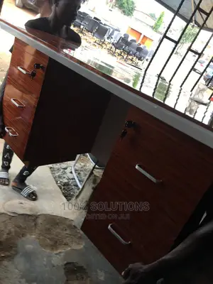 Special Executive Table With Drawer for Your Office
