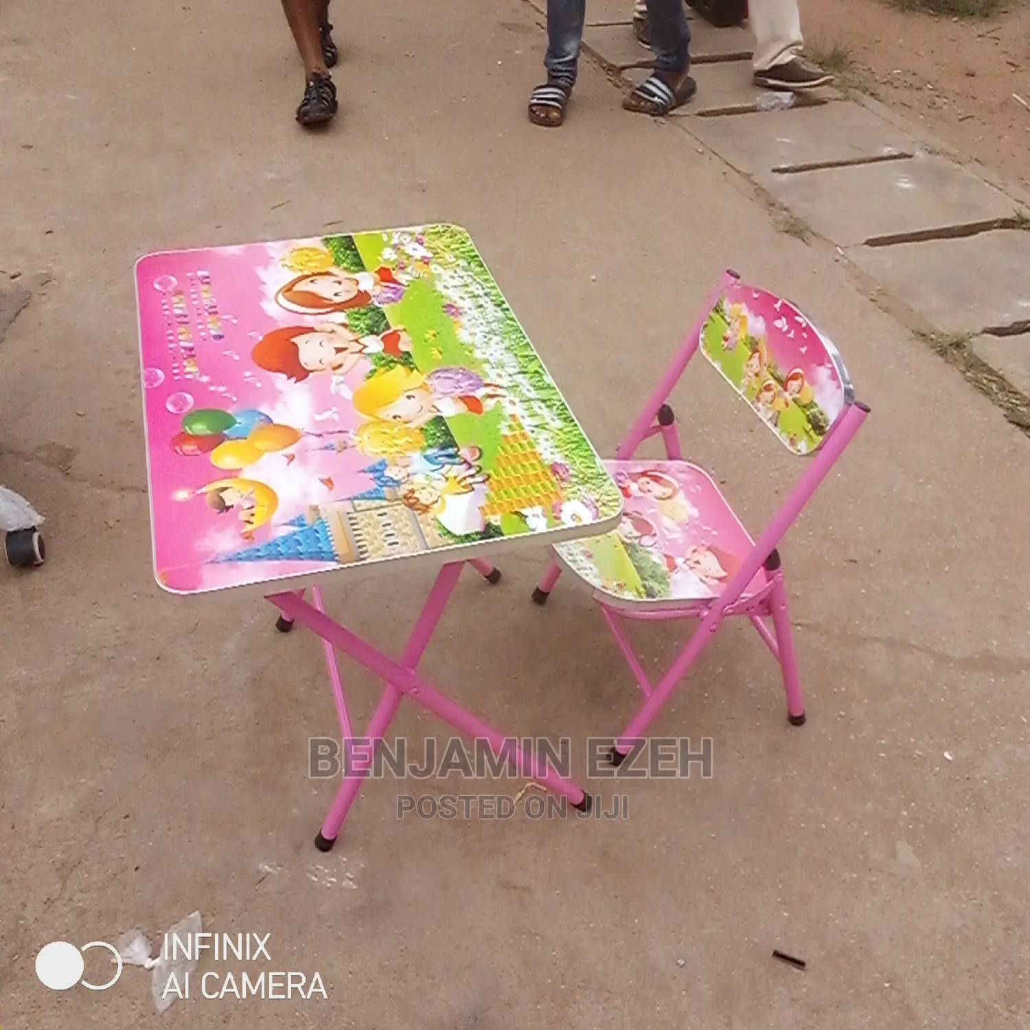 Children Reading Table