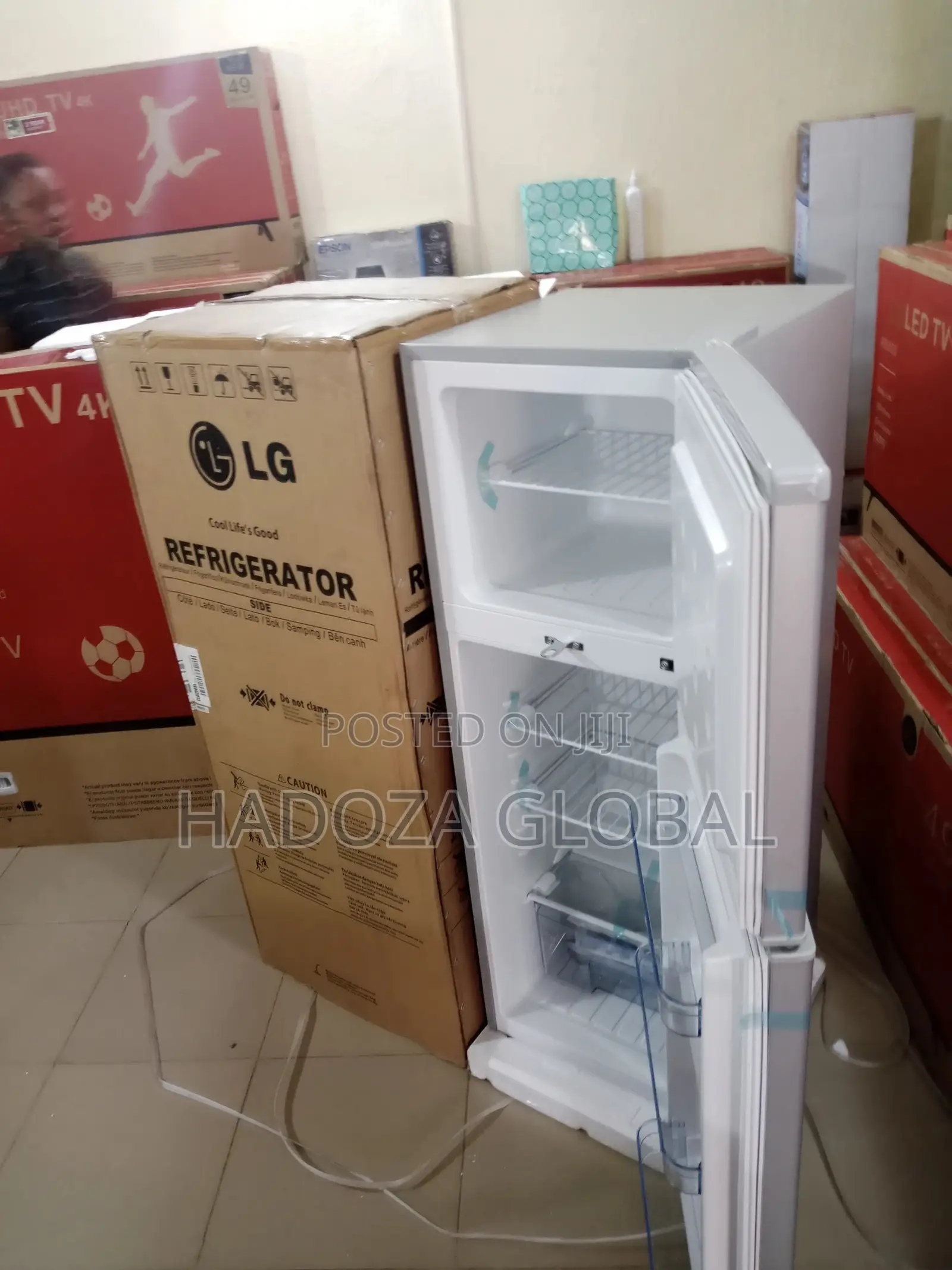 High Quality LG Refrigerator With Reversible Double Doors