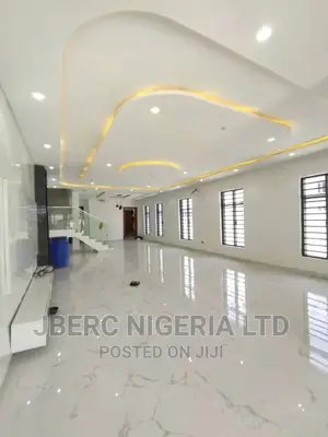 5bdrm Duplex in Ajah for sale