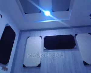 Studio and Bass Traps, Acoustic Padding