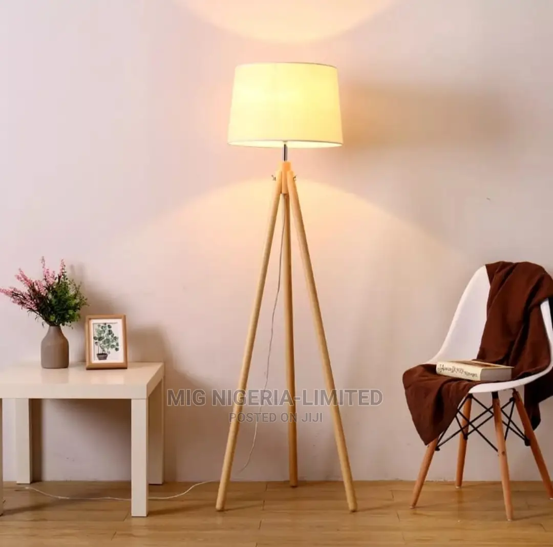 Floor Tripod Lamp Wooden